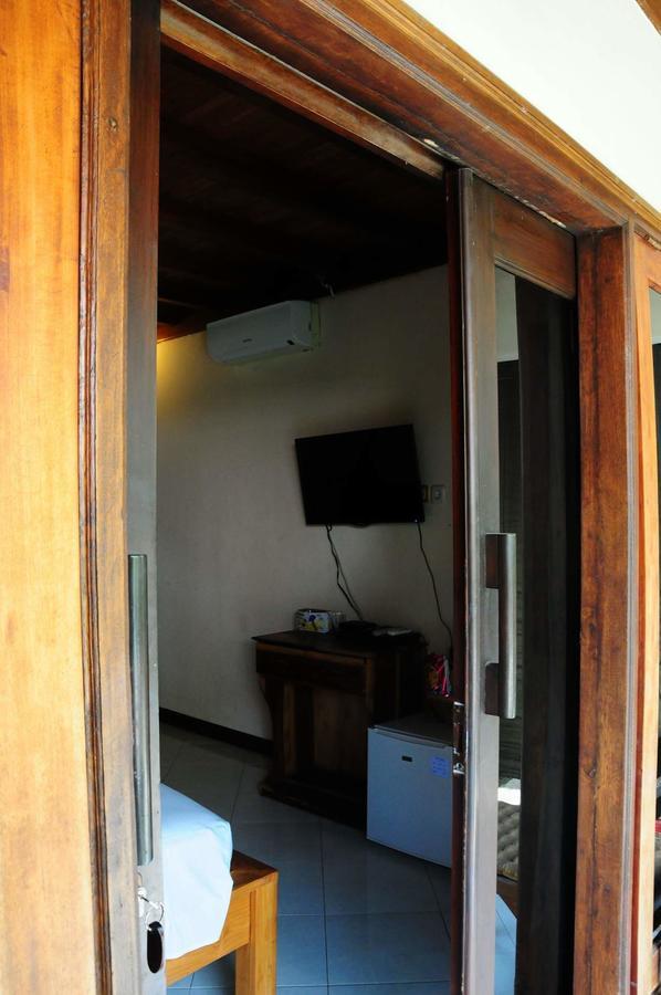 Gili Flush Harmony Hotel Gili Trawangan Exterior photo